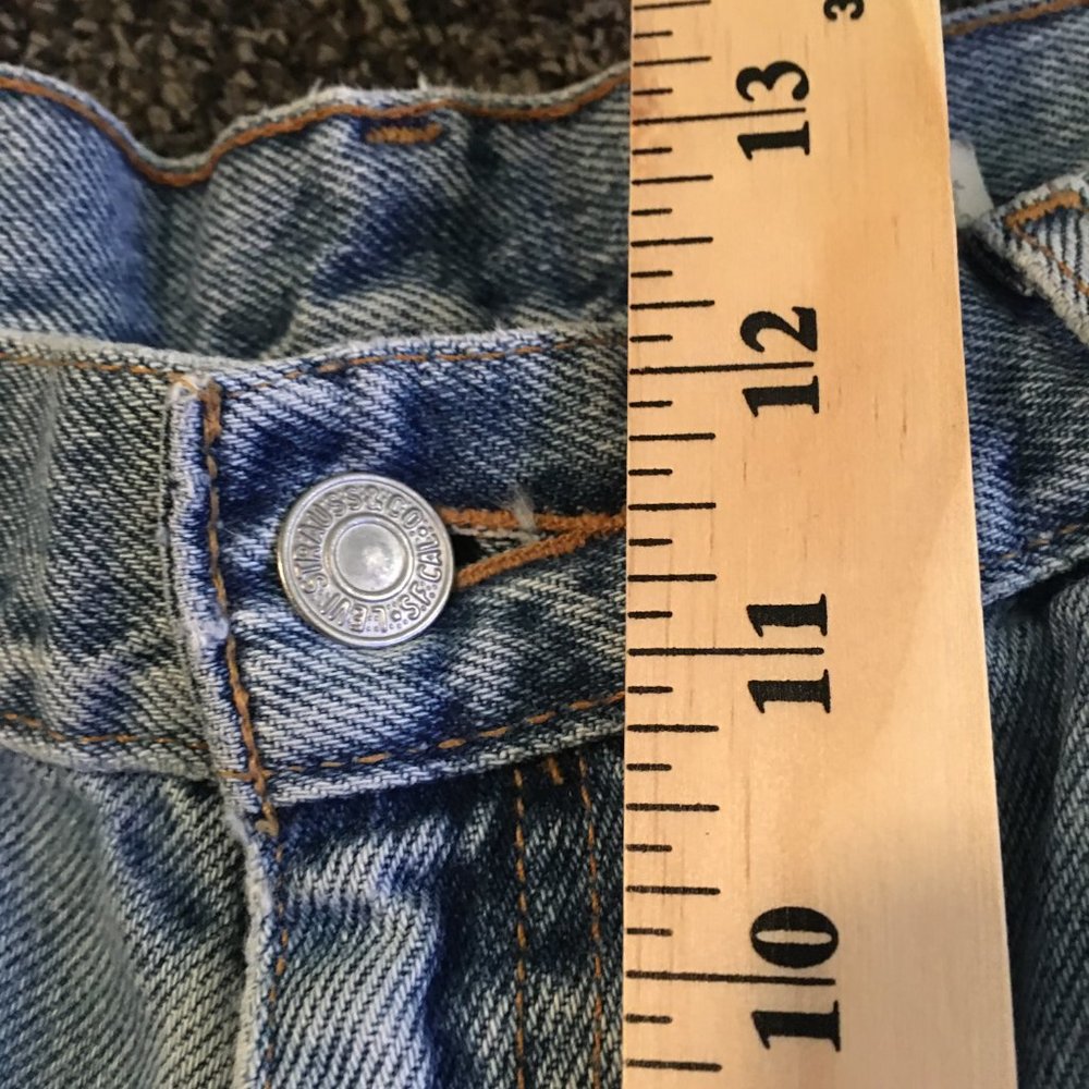 Levi's Vtg Y2K Women's Hi Rise Denim Shorts 14R - Picture 10 of 12